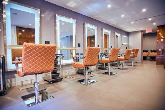 Key Factors to Consider When Selecting a Beauty Salon