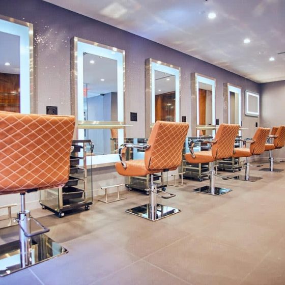 Key Factors to Consider When Selecting a Beauty Salon