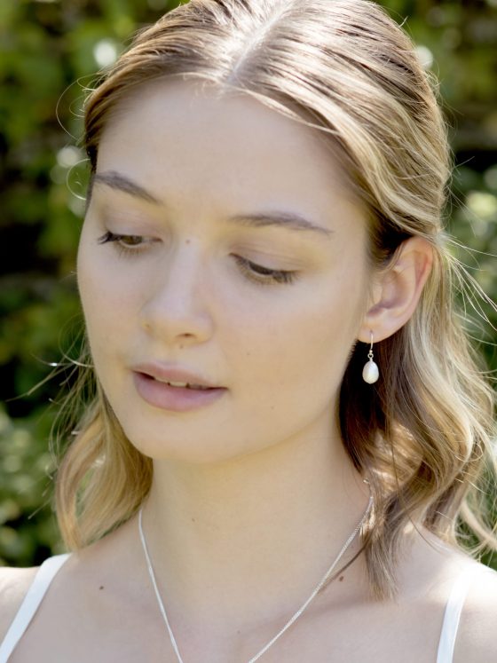 A Comprehensive Guide for Selecting the Ideal Pearl Earrings